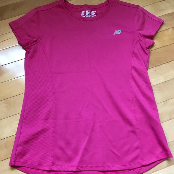 New Balance tee - Picture 2 of 3